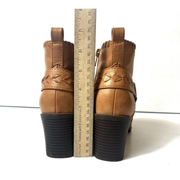 Frye and Co Womens 6M Western Bootie Ankle Boots Cognac Faux Leather Chunky Heel - Picture 7 of 9